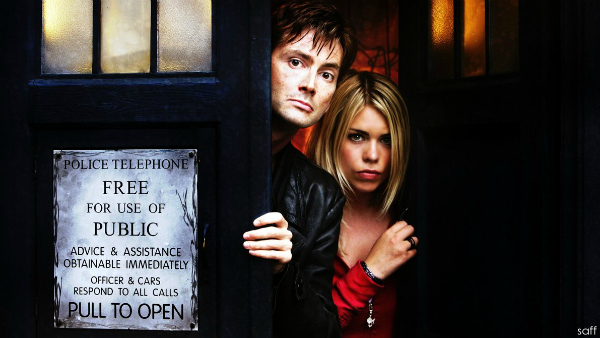 Doctor_Who_wallpaper_by_saffiremoon21