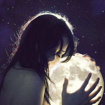 girl,with,moon,glowing,hug,moon,woman,light-995139342ea81d73ed78dee836378c73_h